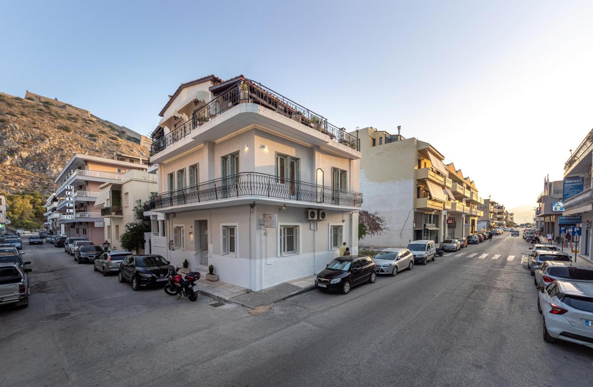 Casa Navarino By Immobilis Nafplion Exteriör bild